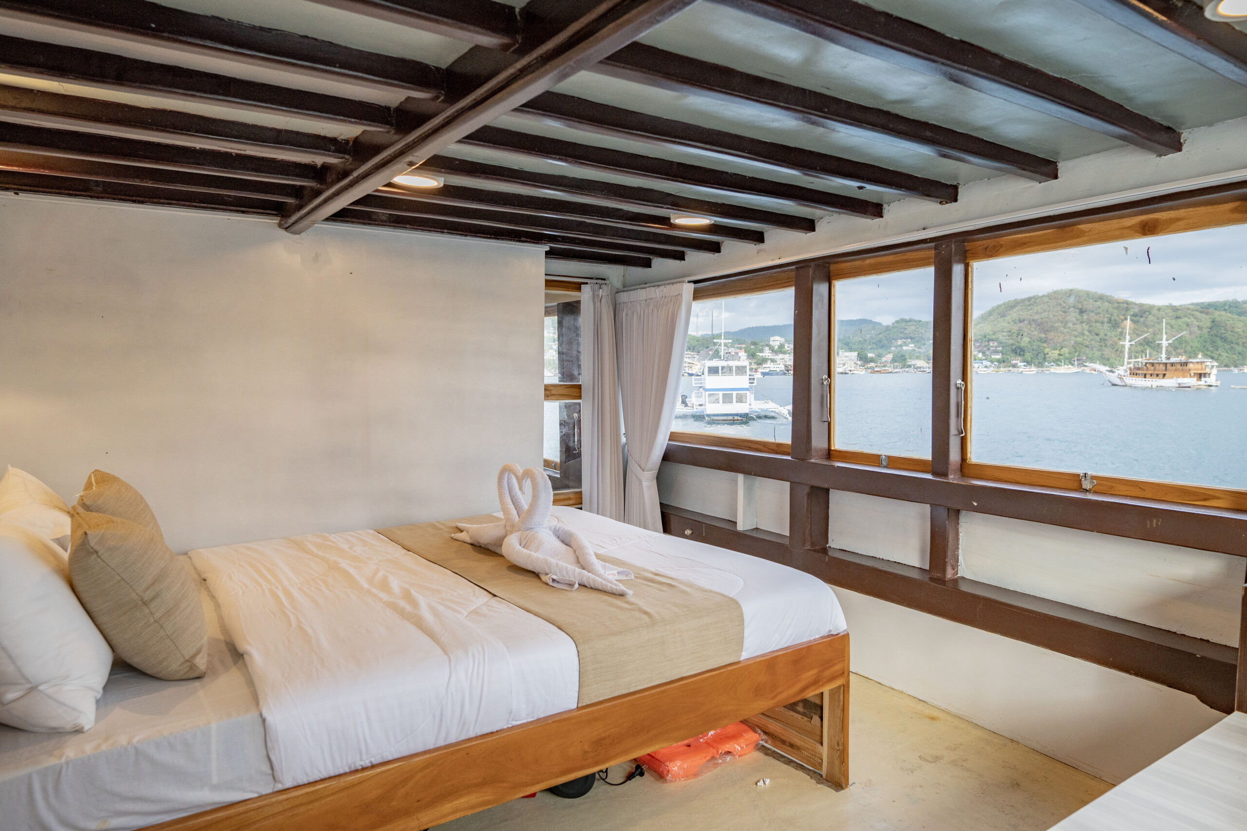 ALFTRN Deluxe Phinisi 3D2N