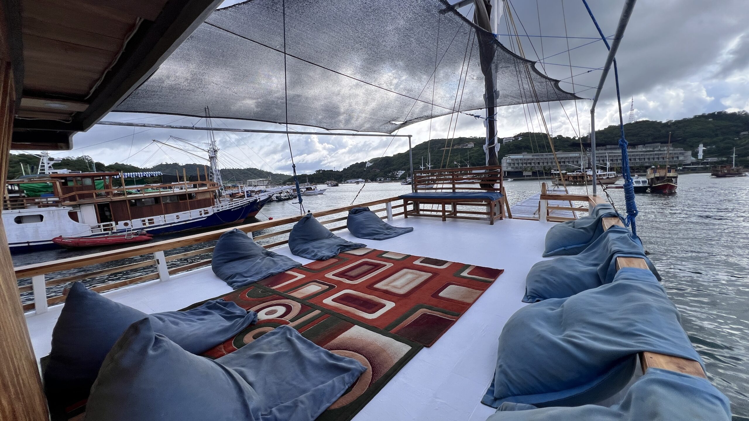 Flores Utama Phinisi Labuan Bajo